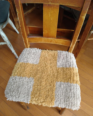 A Full Day Knotting Workshop: Where Every Rug Begins by Noriko Yamanaka