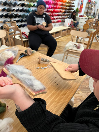 Hand-Spinning Workshop with a Drop Spindle