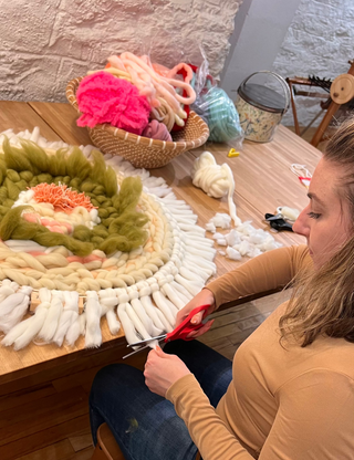 Circle/Frame Weaving
