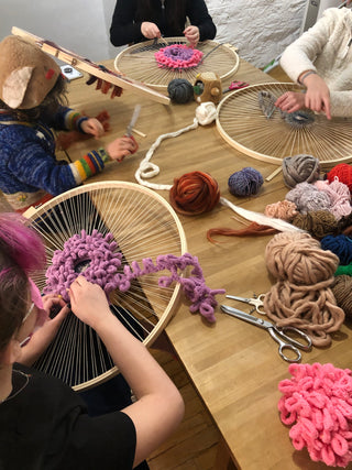 Circle/Frame Weaving